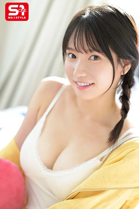 榊原萌　プロフィール画像