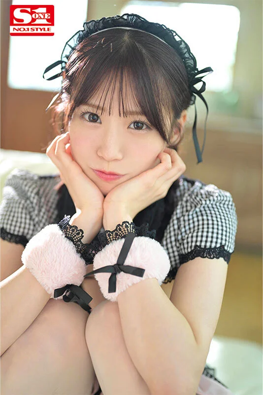 未歩ななのキュートなメイド姿の画像